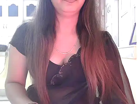 Snapshot of Model-Tanya chatting on November 13, 11:36 am Model-Tanya online show from November 13, 11:36 am