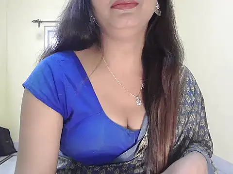 Snapshot of Model-Tanya chatting on December 16, 10:19 am Model-Tanya online show from December 16, 10:19 am