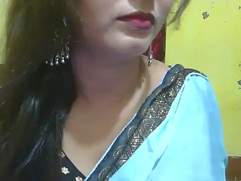 Snapshot of Model-Tanya chatting on February 13, 7:45 am Model-Tanya online show from February 13, 7:45 am