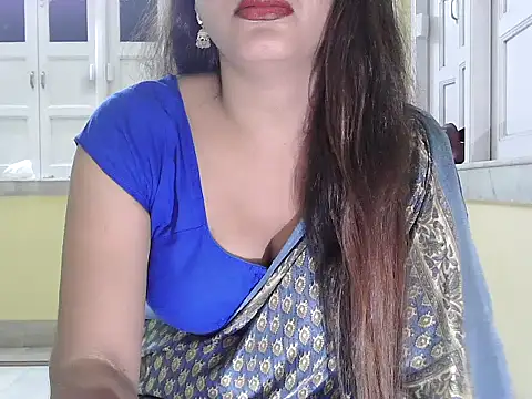 Snapshot of Model-Tanya chatting on November 6, 4:33 pm Model-Tanya online show from November 6, 4:33 pm