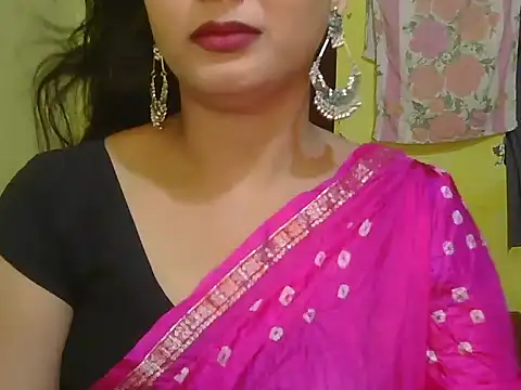 Snapshot of Model-Tanya chatting on February 18, 3:20 pm Model-Tanya online show from February 18, 3:20 pm