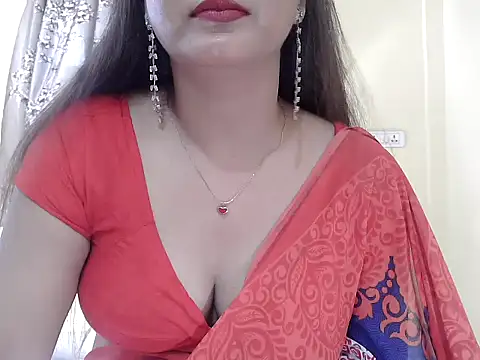 Snapshot of Model-Tanya chatting on April 22, 9:05 am Model-Tanya online show from April 22, 9:05 am