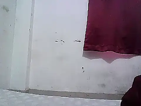 Snapshot of Model-Tanya chatting on February 2, 7:09 am Model-Tanya online show from February 2, 7:09 am