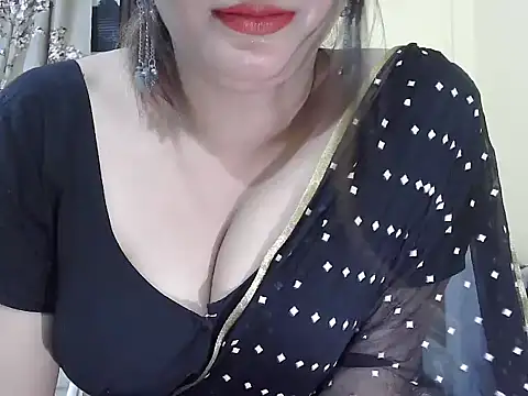 Model-Tanya online show from March 29, 9:05 pm