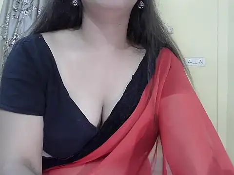 Snapshot of Model-Tanya chatting on May 17, 6:19 pm Model-Tanya online show from May 17, 6:19 pm