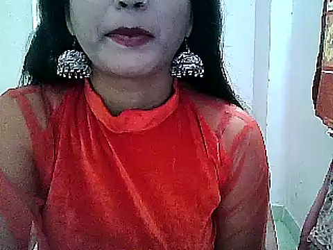 Snapshot of Model-Tanya chatting on January 31, 7:29 am Model-Tanya online show from January 31, 7:29 am