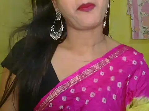 Snapshot of Model-Tanya chatting on February 18, 6:26 pm Model-Tanya online show from February 18, 6:26 pm