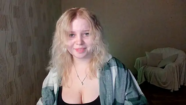 Snapshot of Eva_Kynu chatting on March 17, 1:08 pm Eva Kynu online show from March 17, 1:08 pm