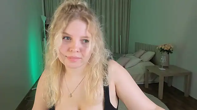 Snapshot of Eva_Kynu chatting on January 30, 2:36 pm Eva Kynu online show from January 30, 2:36 pm