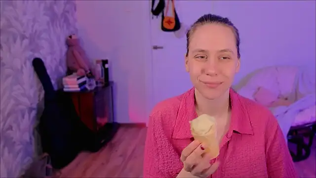 Malinax online show from April 6, 12:50 pm