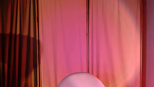 Snapshot of Malinax chatting on January 18, 11:22 pm Malinax online show from January 18, 11:22 pm