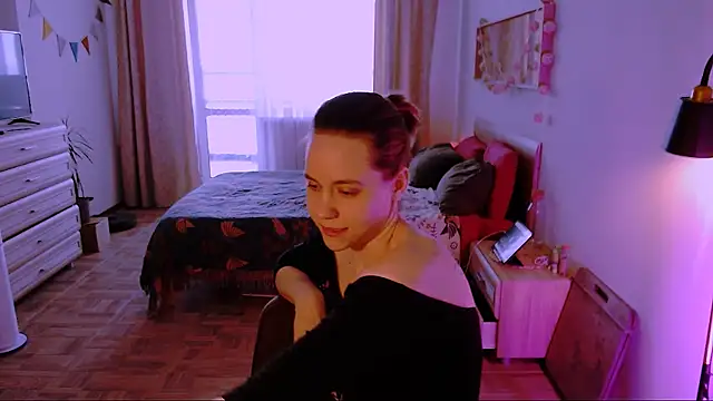 Malinax online show from February 13, 6:46 am