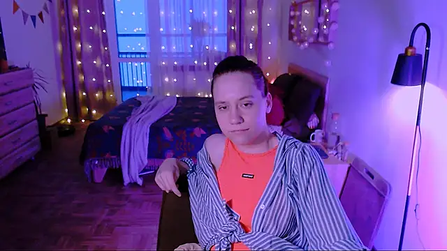 Malinax online show from February 9, 5:49 am