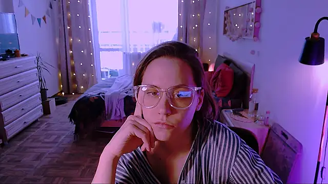 Malinax online show from February 7, 1:19 pm