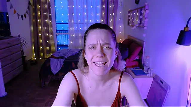 Malinax online show from February 12, 5:29 am