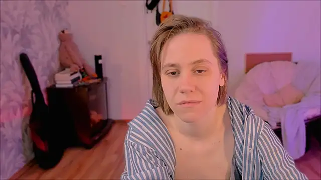 Malinax online show from April 13, 1:37 pm