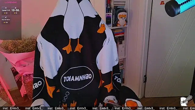 Emili1- online show from December 20, 12:41 pm