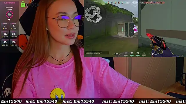 Snapshot of Emili1- chatting on January 28, 1:38 pm Emili1- online show from January 28, 1:38 pm