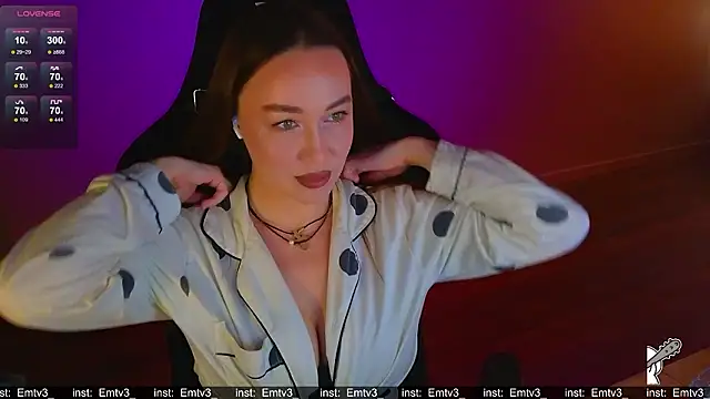 Emili1- online show from March 18, 11:57 am