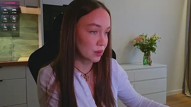 Emili1- online show from February 23, 11:11 am