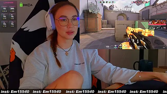 Snapshot of Emili1- chatting on January 16, 1:03 pm Emili1- online show from January 16, 1:03 pm