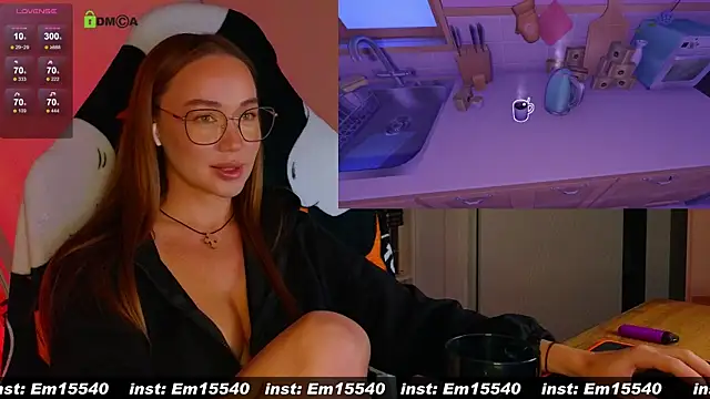 Snapshot of Emili1- chatting on January 17, 8:34 am Emili1- online show from January 17, 8:34 am