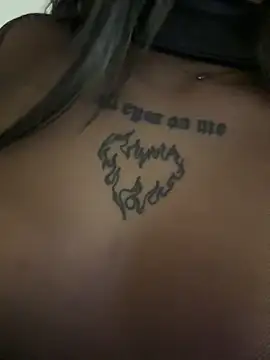 eva elifee online show from April 22, 7:59 am