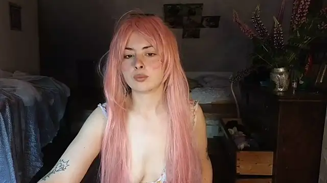 Snapshot of MAMA69LAMA chatting on June 7, 6:02 pm MAMA69LAMA online show from June 7, 6:02 pm