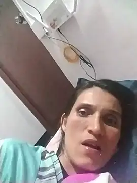 Nathasha LatinHot online show from October 11, 7:20 am