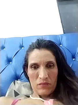 Nathasha LatinHot online show from November 3, 5:23 am