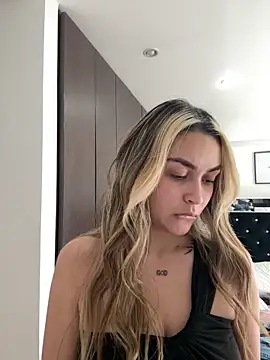 emma oxford online show from April 6, 8:54 pm