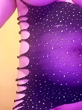 Snapshot of Mimy_khalifa chatting on February 19, 2:44 pm Mimy khalifa online show from February 19, 2:44 pm