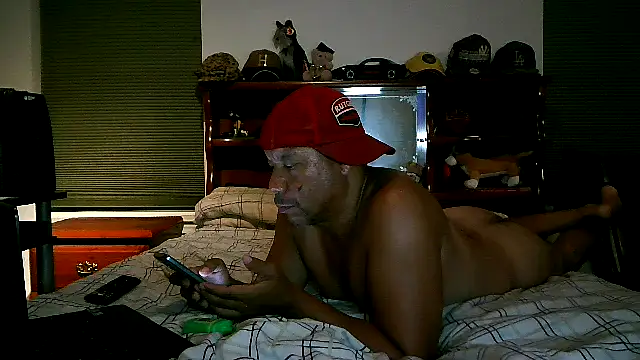 Snapshot of pimpdaddy4ever chatting on July 18, 6:22 am pimpdaddy4ever online show from July 18, 6:22 am