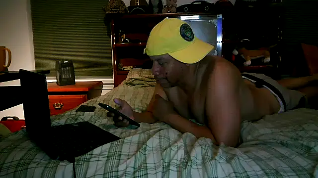 pimpdaddy4ever online show from March 15, 2:40 am