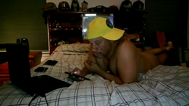 pimpdaddy4ever online show from March 24, 3:17 am