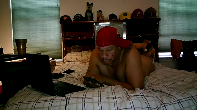 pimpdaddy4ever online show from December 14, 2:00 pm