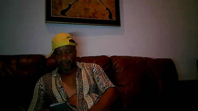 Snapshot of pimpdaddy4ever chatting on July 10, 12:21 am pimpdaddy4ever online show from July 10, 12:21 am