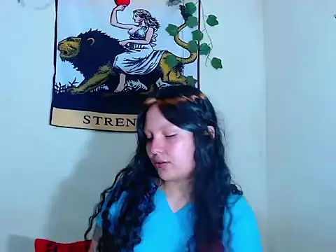 sweetiee mary online show from December 14, 7:30 pm