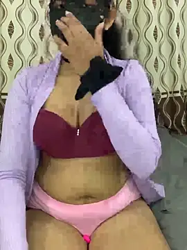 little shadow online show from November 28, 6:19 pm