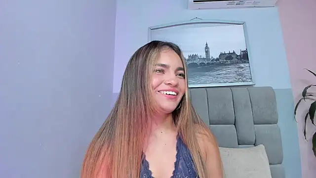 Snapshot of selene_tylor_ chatting on June 7, 9:09 pm selene tylor online show from June 7, 9:09 pm