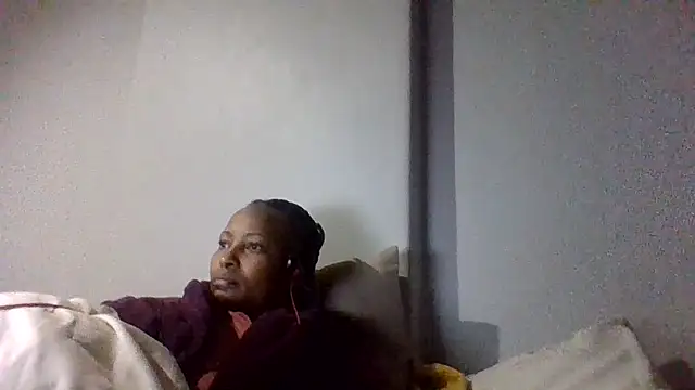 Snapshot of BabeAssXX chatting on July 18, 6:05 pm BabeAssXX online show from July 18, 6:05 pm