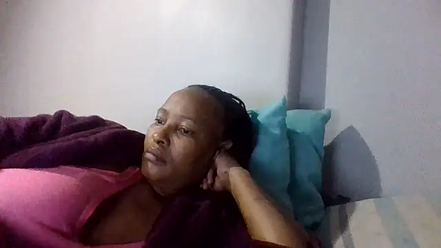 BabeAssXX online show from October 18, 4:31 pm