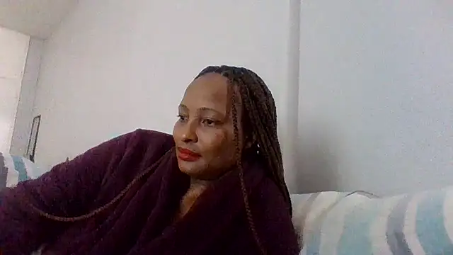 BabeAssXX online show from April 9, 7:47 am