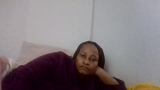 BabeAssXX online show from May 17, 6:24 am