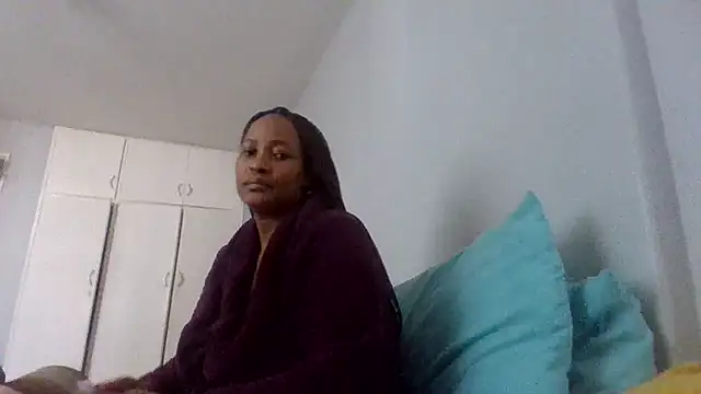 BabeAssXX online show from April 19, 7:53 am