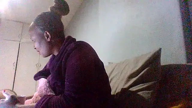 Snapshot of BabeAssXX chatting on July 1, 4:07 pm BabeAssXX online show from July 1, 4:07 pm