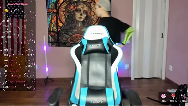 Snapshot of Project_hisoka chatting on September 12, 4:01 am Project hisoka online show from September 12, 4:01 am