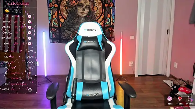 Snapshot of Project_hisoka chatting on October 3, 1:53 am Project hisoka online show from October 3, 1:53 am