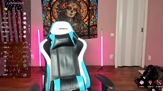 Snapshot of Project_hisoka chatting on September 20, 3:44 am Project hisoka online show from September 20, 3:44 am