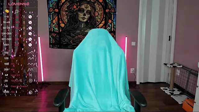 Snapshot of Project_hisoka chatting on March 3, 7:57 am Project hisoka online show from March 3, 7:57 am